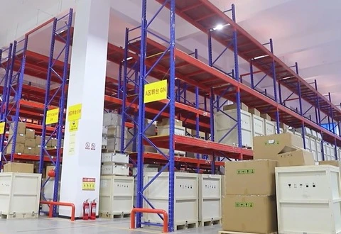 Entrep&ocirc;t de produits finis